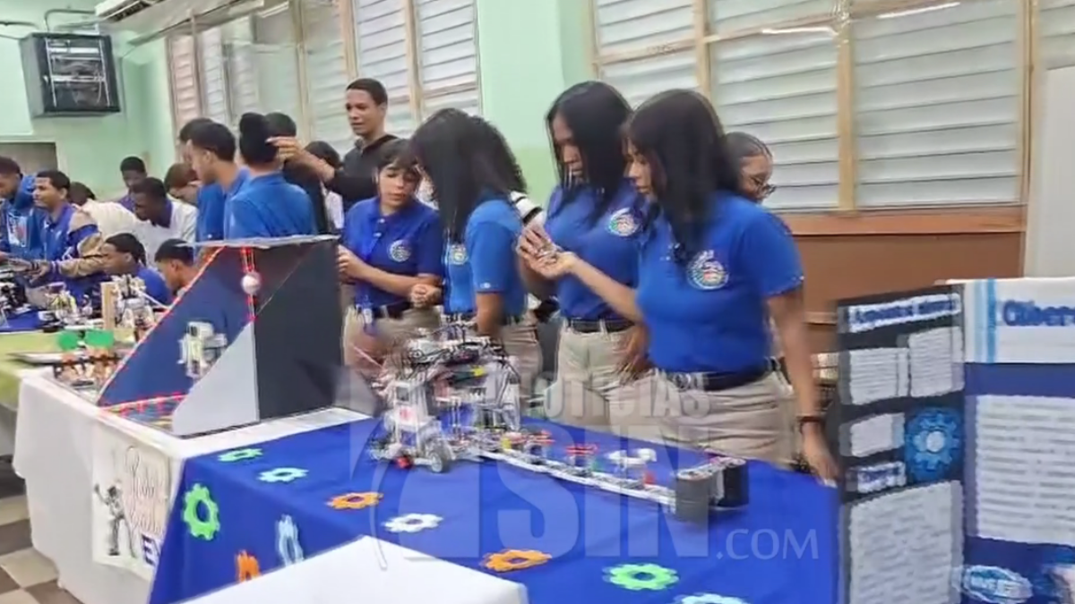 Feria Tecnológica Loyola 2026 fortalece conocimiento estudiantil #NoticiasSIN

Detalles en:  

Visítenos en nuestro periódico