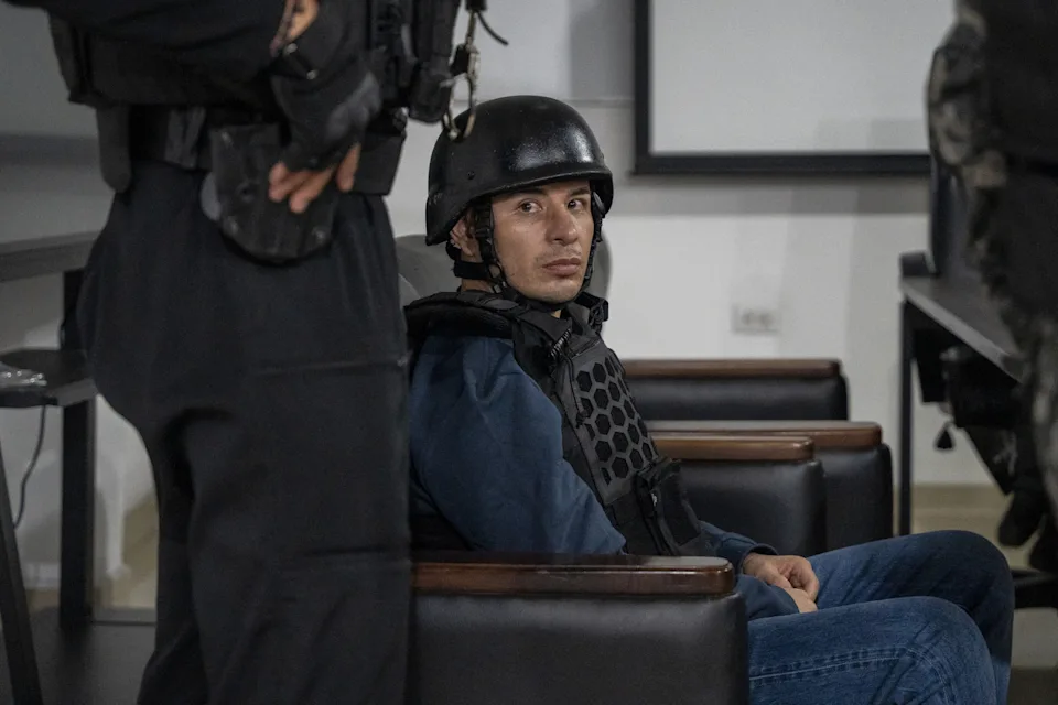 Lobo Menor queda encarcelado en Ecuador tras ser detenido en México con ayuda a Colombia Lobo Menor queda encarcelado en Ecuador tras ser detenido en México con ayuda a Colombia