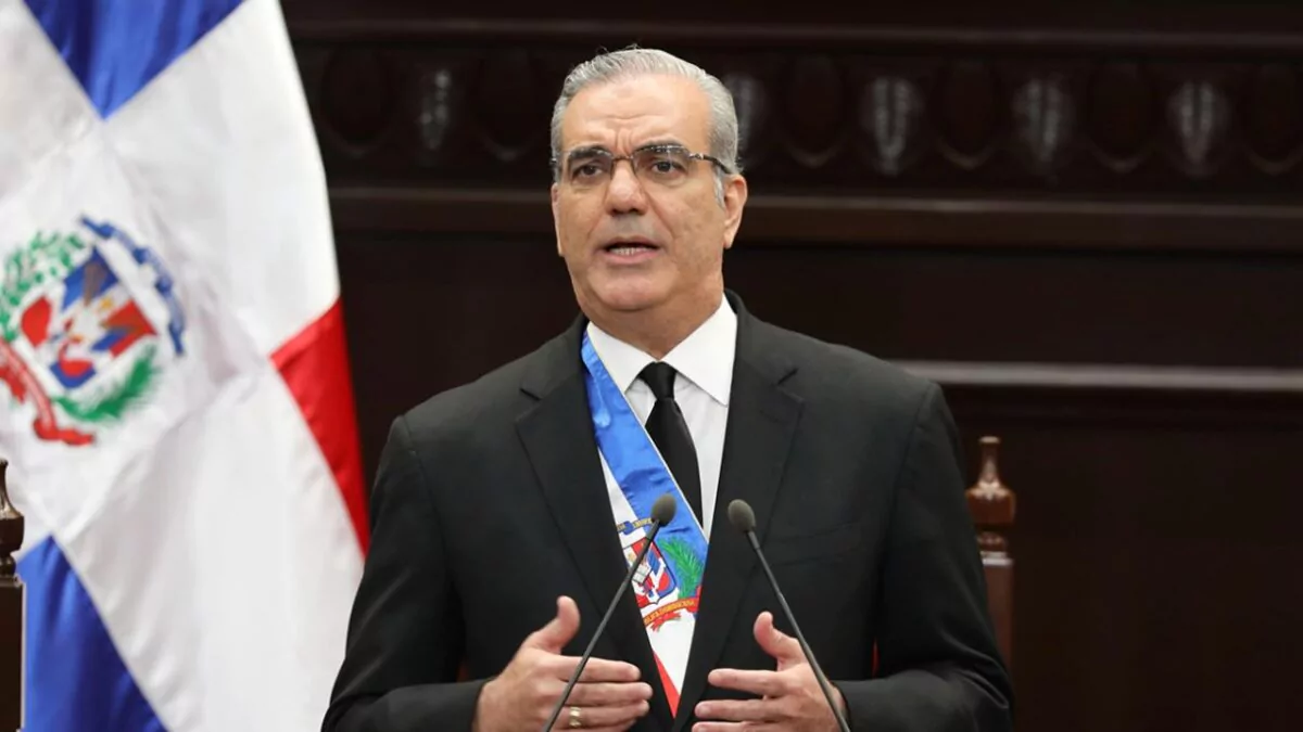 Presidente Luis Abinader declara en emergencia cinco provincias y el Distrito Nacional