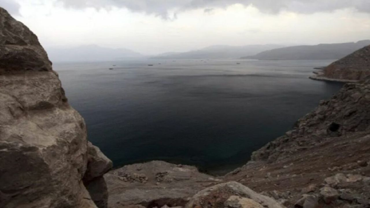 Irán dice que será posible «el paso seguro» por el estrecho de Ormuz durante dos semanas Irán dice que será posible «el paso seguro» por el estrecho de Ormuz durante dos semanas