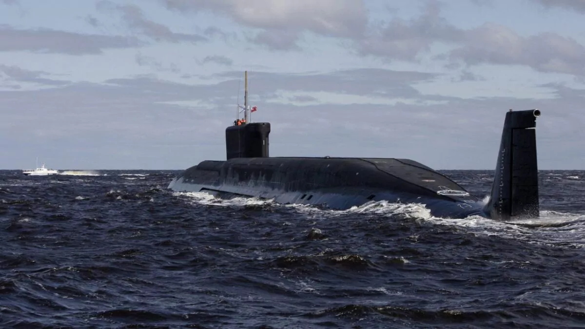 reino-unido-frena-operacion-secreta-de-submarino-ruso-en-sus-aguas-advierte-a-p-20260409-153857-N3RT-1200x675.webp