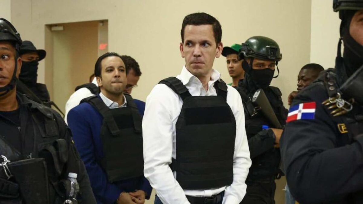 Reservan fallo para el 5 de junio contra Hugo Beras y Jochy Gómez por presunto sabotaje y desfalco 

#NoticiasSIN 

Amplíe detalles aquí: