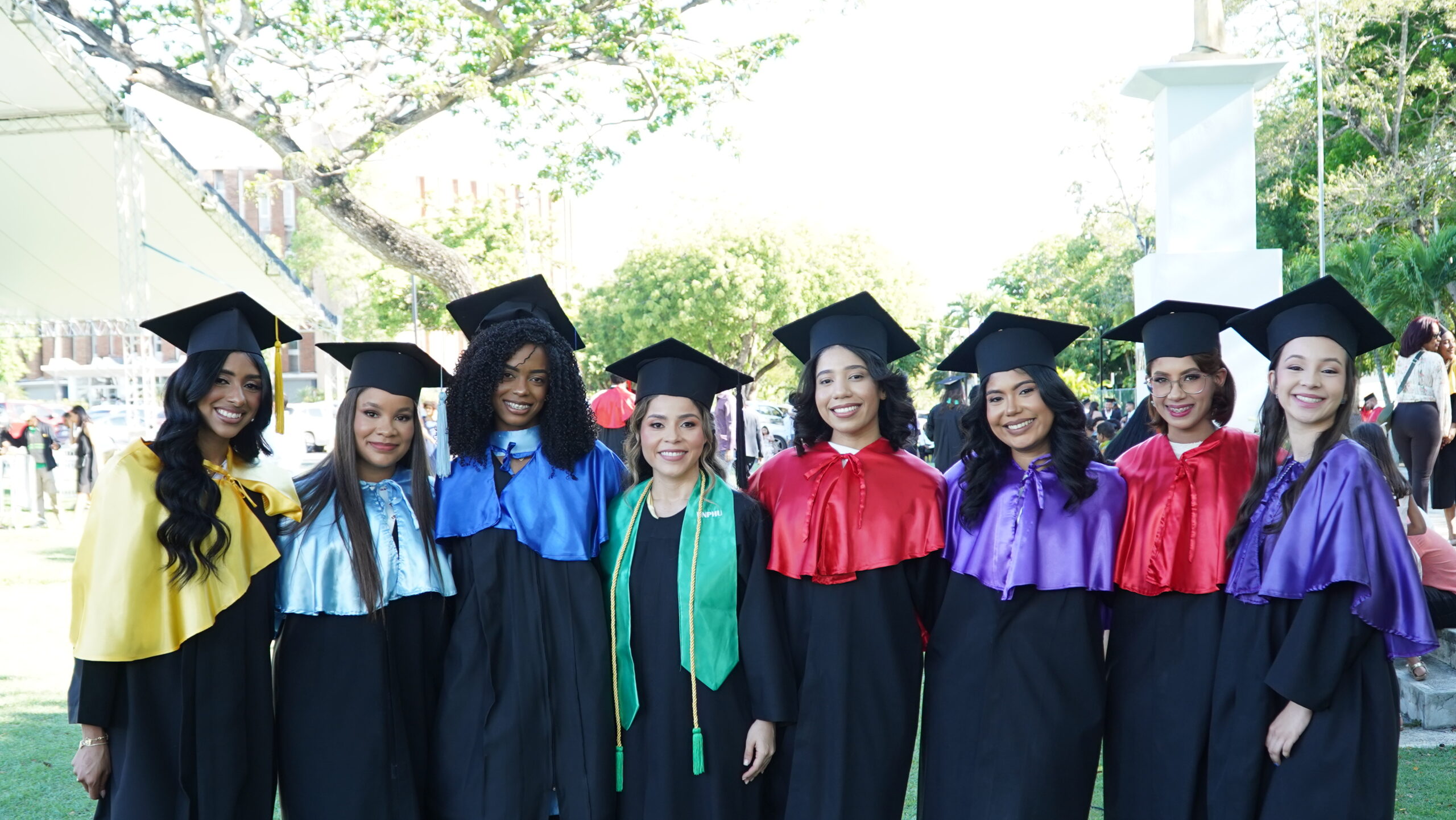 UNPHU celebra su 166.ª Graduación Ordinaria en el marco de 60 sus años dehistoria, orgullo institucional y compromiso con el futuro
