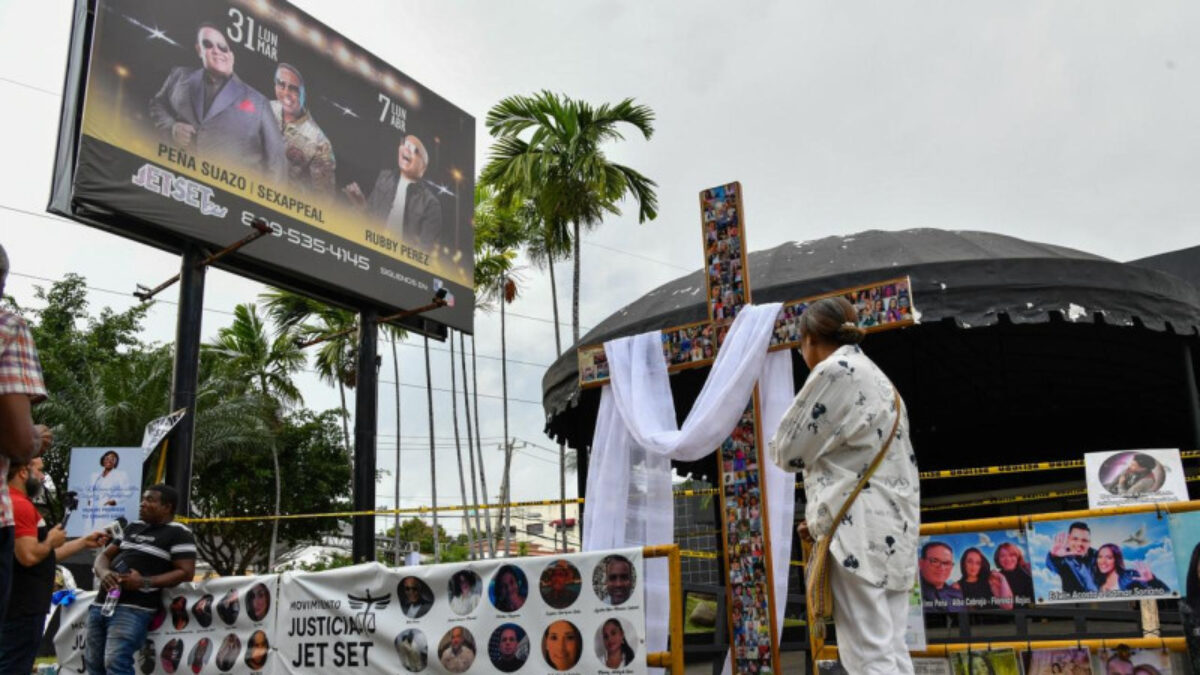 236 ausencias y 174 infancias rotas: las cifras humanas que dejó la tragedia del Jet Set #NoticiasSIN 

Amplíe detalles aquí: