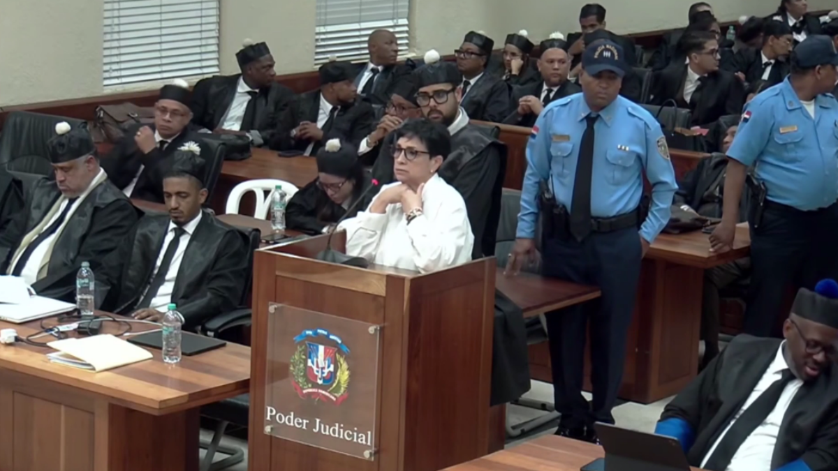 Juez envía a juicio de fondo a los Espaillat por caso Jet Set #NoticiasSIN

Detalles en:  

Visítenos en nuestro periódico