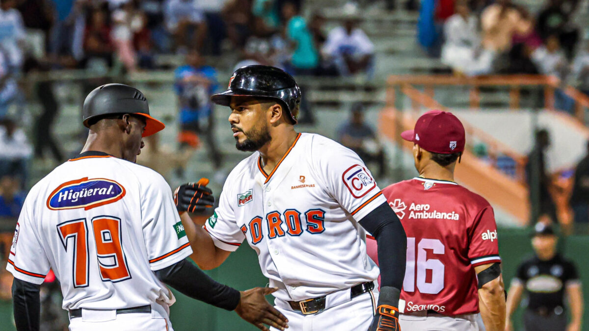 Toros vuelven a firmar al antesalista Jeimer Candelario

Más detalles aquí:
