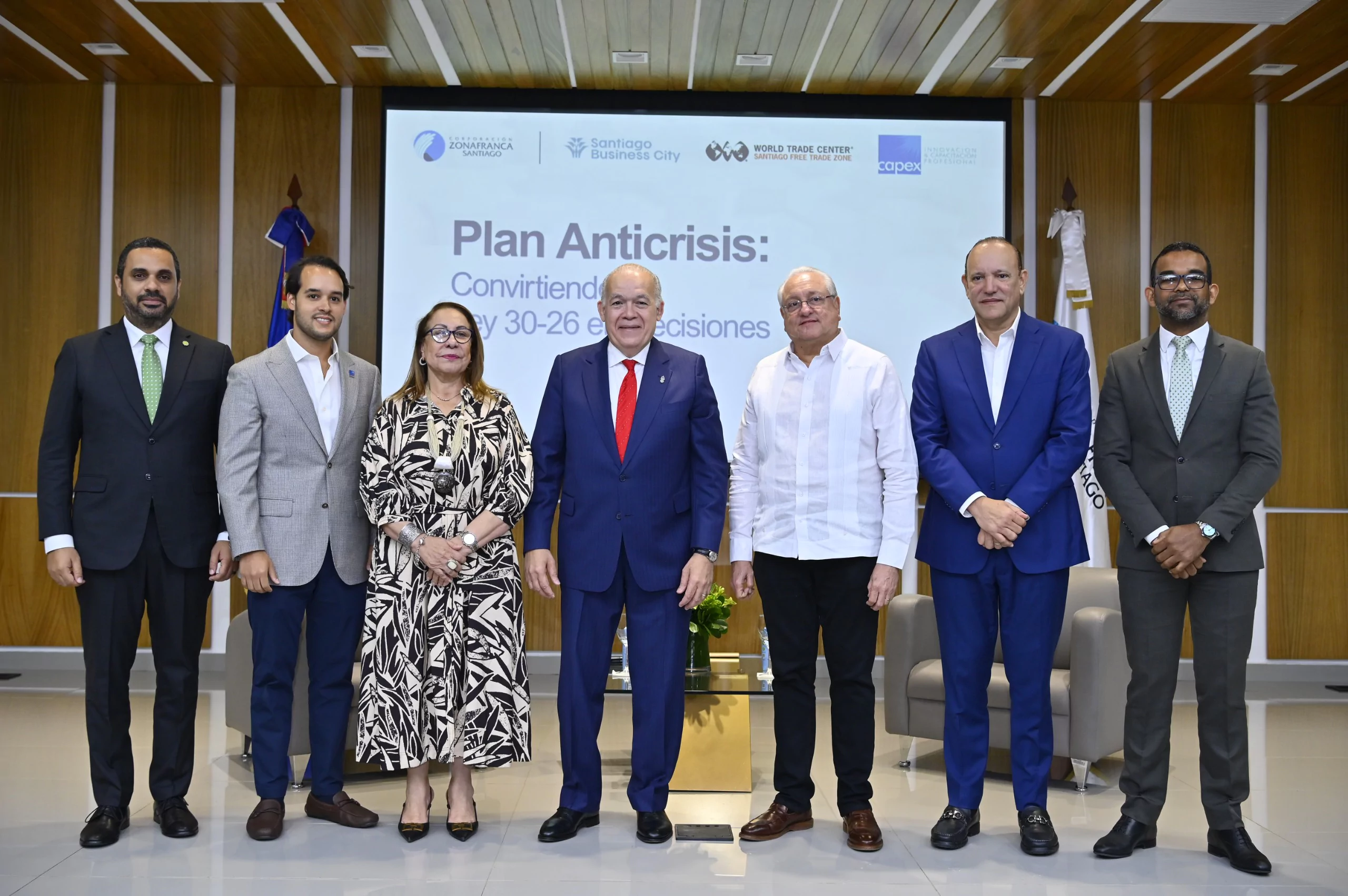 Director de la DGII presenta a empresarios de Santiago beneficios de la Ley 30-26 para impulsar inversión y formalización